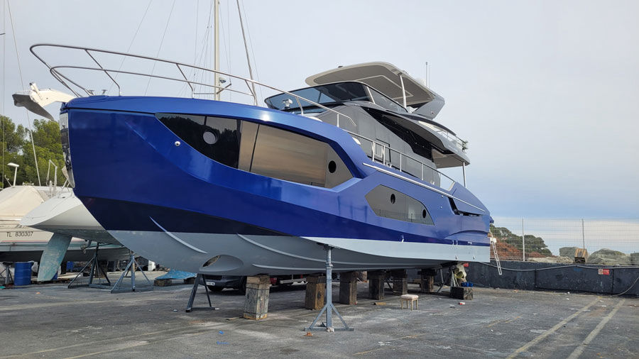 yacht interior wrapping